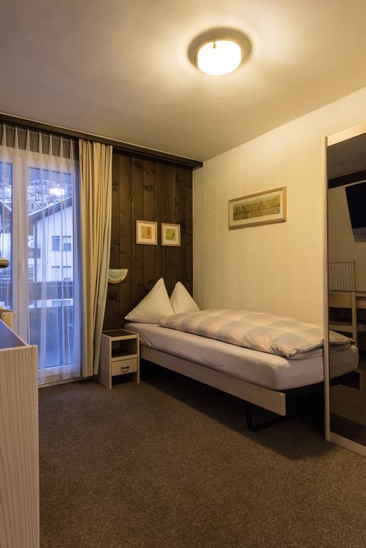 Hostel Walser ซาสฟี ภายนอก รูปภาพ