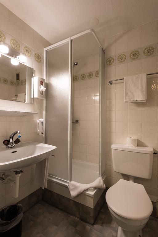 Hostel Walser ซาสฟี ภายนอก รูปภาพ